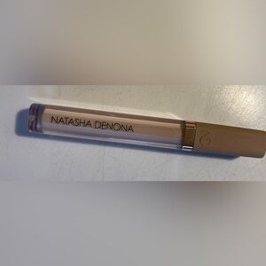 Natasha Denona Hy glam concealer
